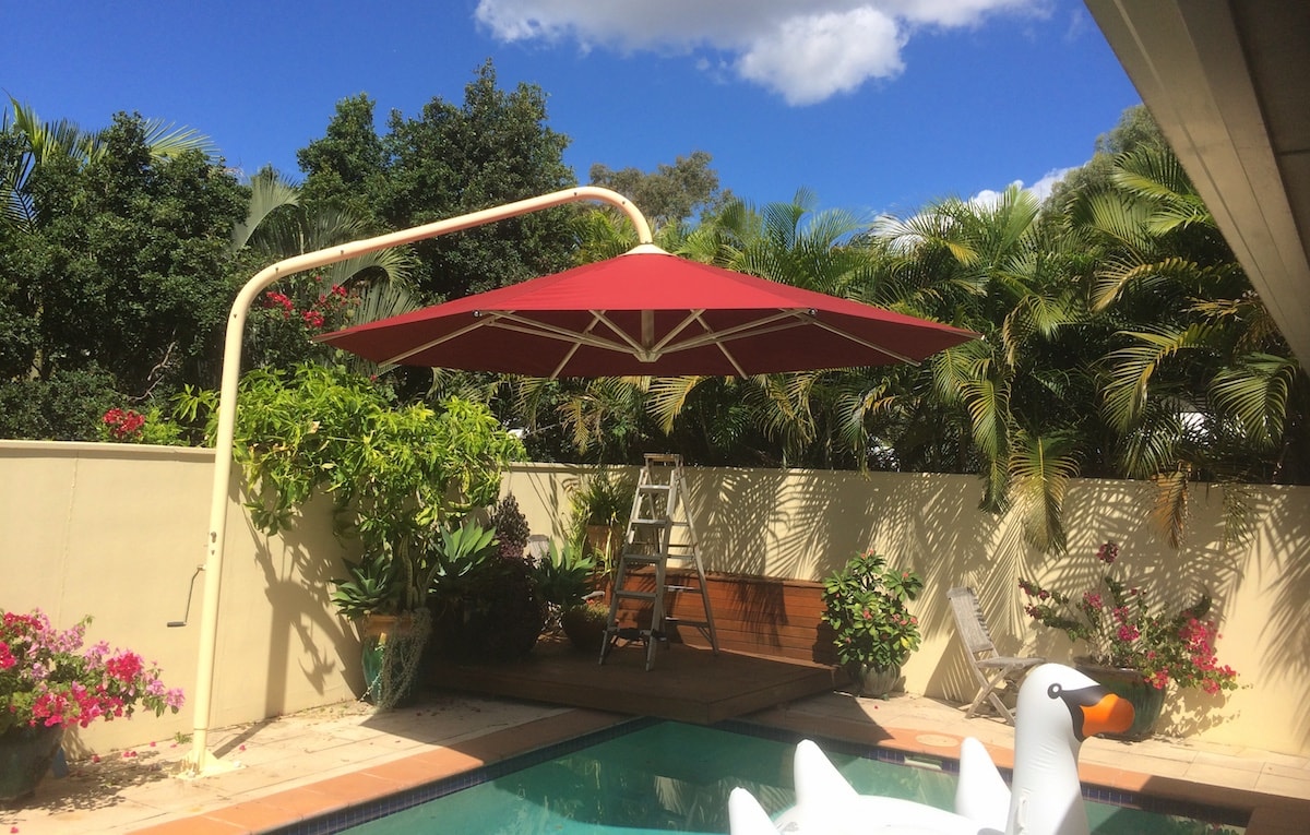 outdoor pool umbrella